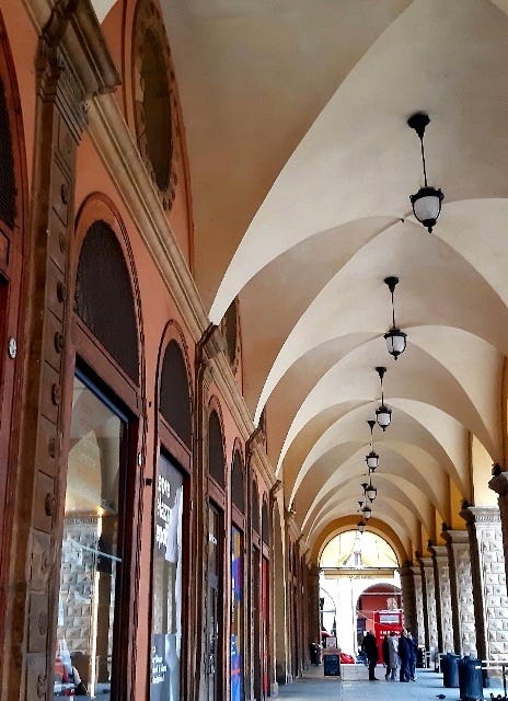 portici ovunque a Bologna