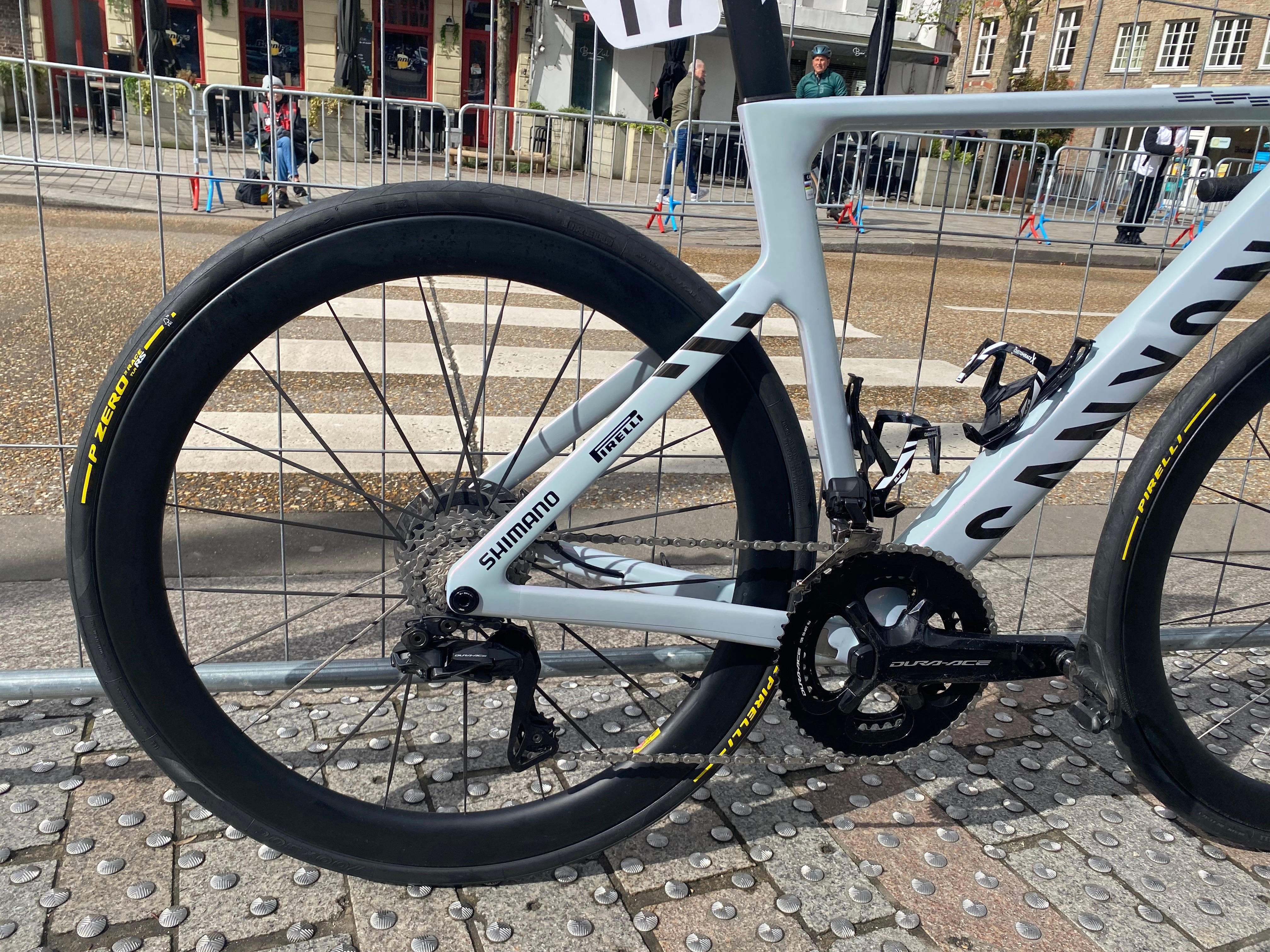 n*a　canyon aeroad Breaking news: A new Canyon spotted in the WorldTour peloton ⚙️