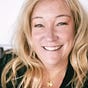 Julie Brown's avatar