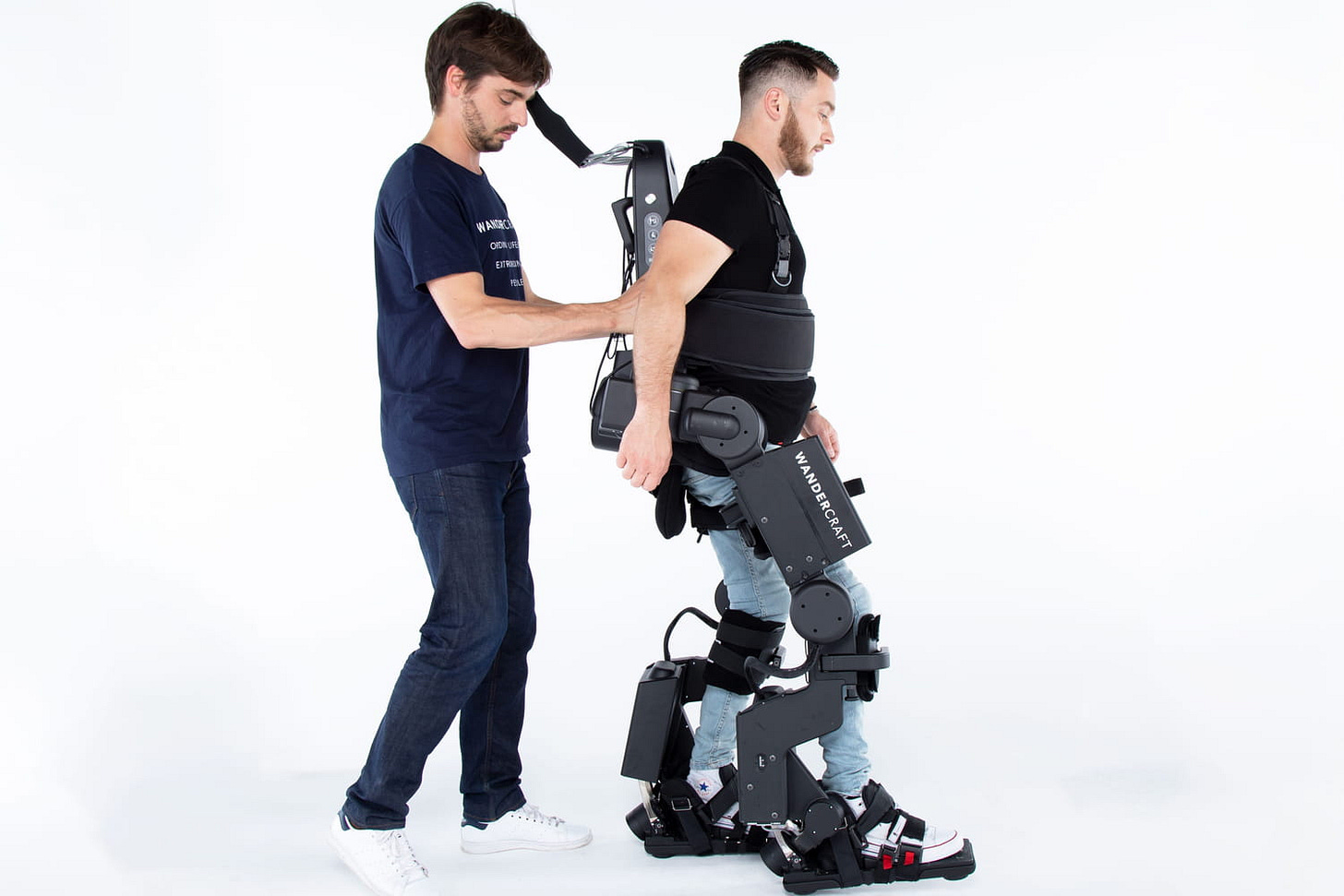 Wandercraft lève 40 millions d'euros pour un exosquelette à usage domestique et urbain Wandercraft lève 40 millions d'euros pour un exosquelette à usage domestique et urbain