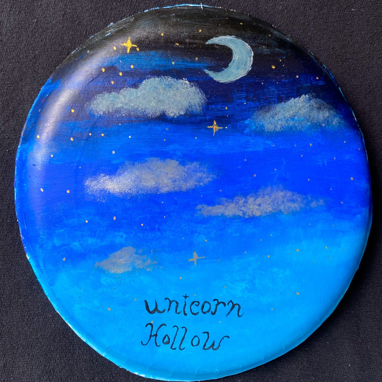 Unicorn \ud83e\udd84 Hollow