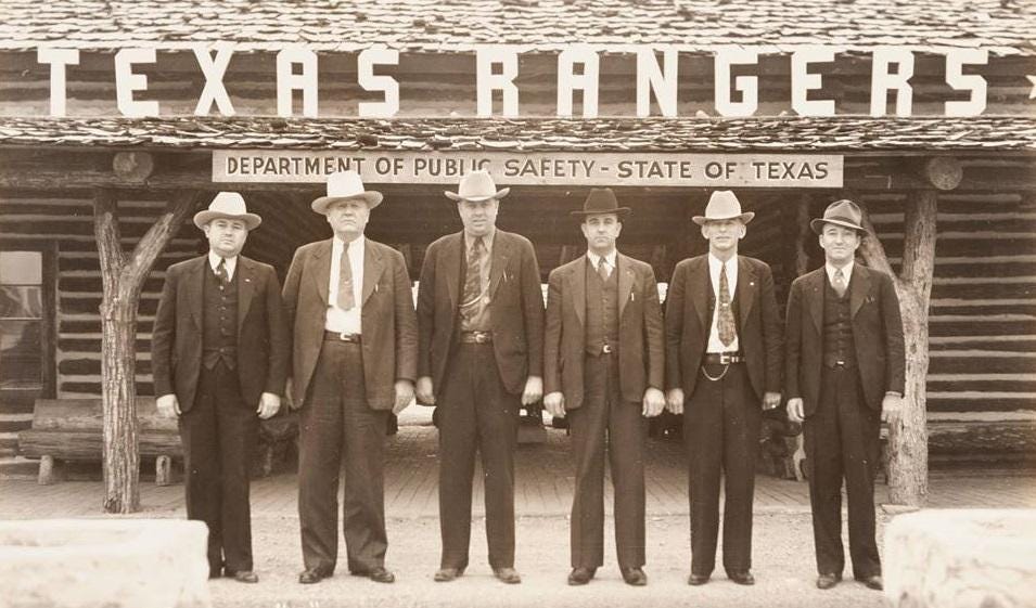 A group of men in suits

AI-generated content may be incorrect.