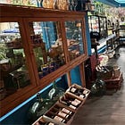 EcommLetter #212: Lo que una vinoteca disfrazada de tienda de antigüedades me enseñó sobre vender online