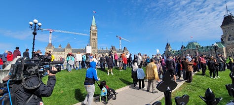 1MillionMarch4Children in Ottawa. Read the poster! See the faces! 