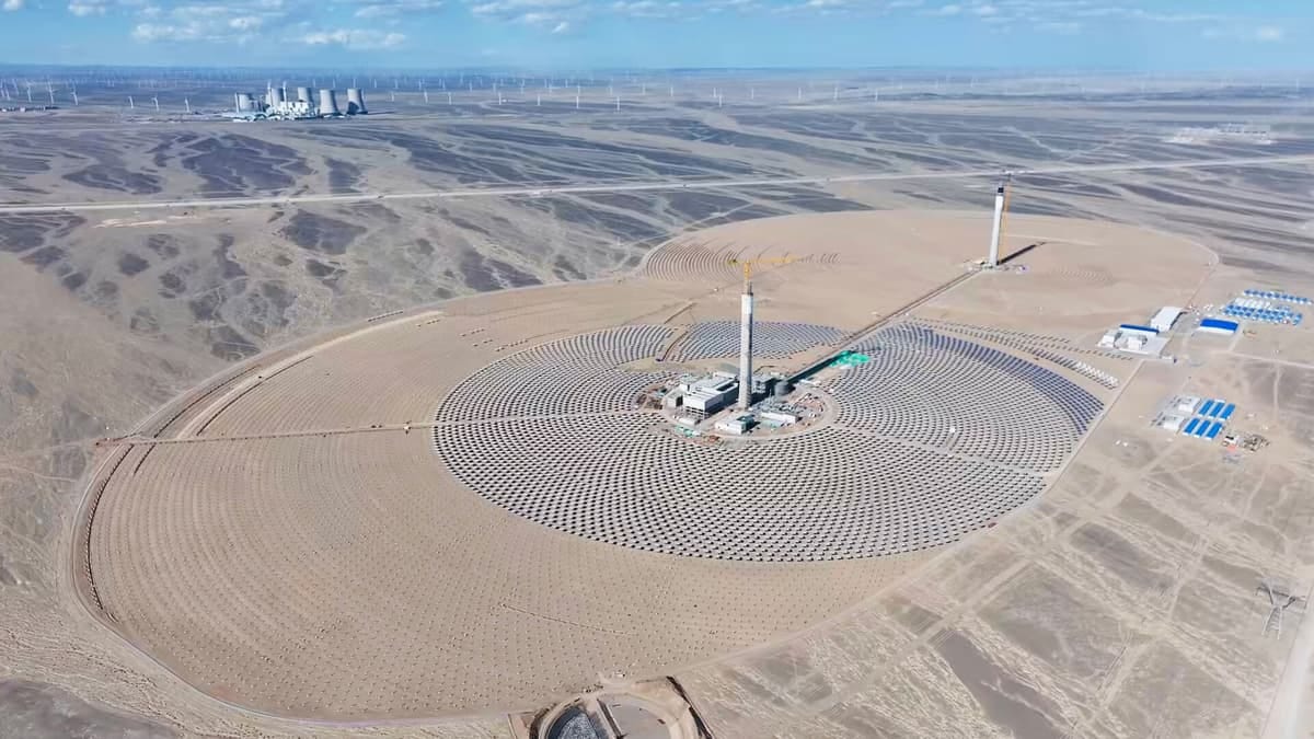 China launches world’s first dual-tower solar-thermal power plant in the Gobi Desert