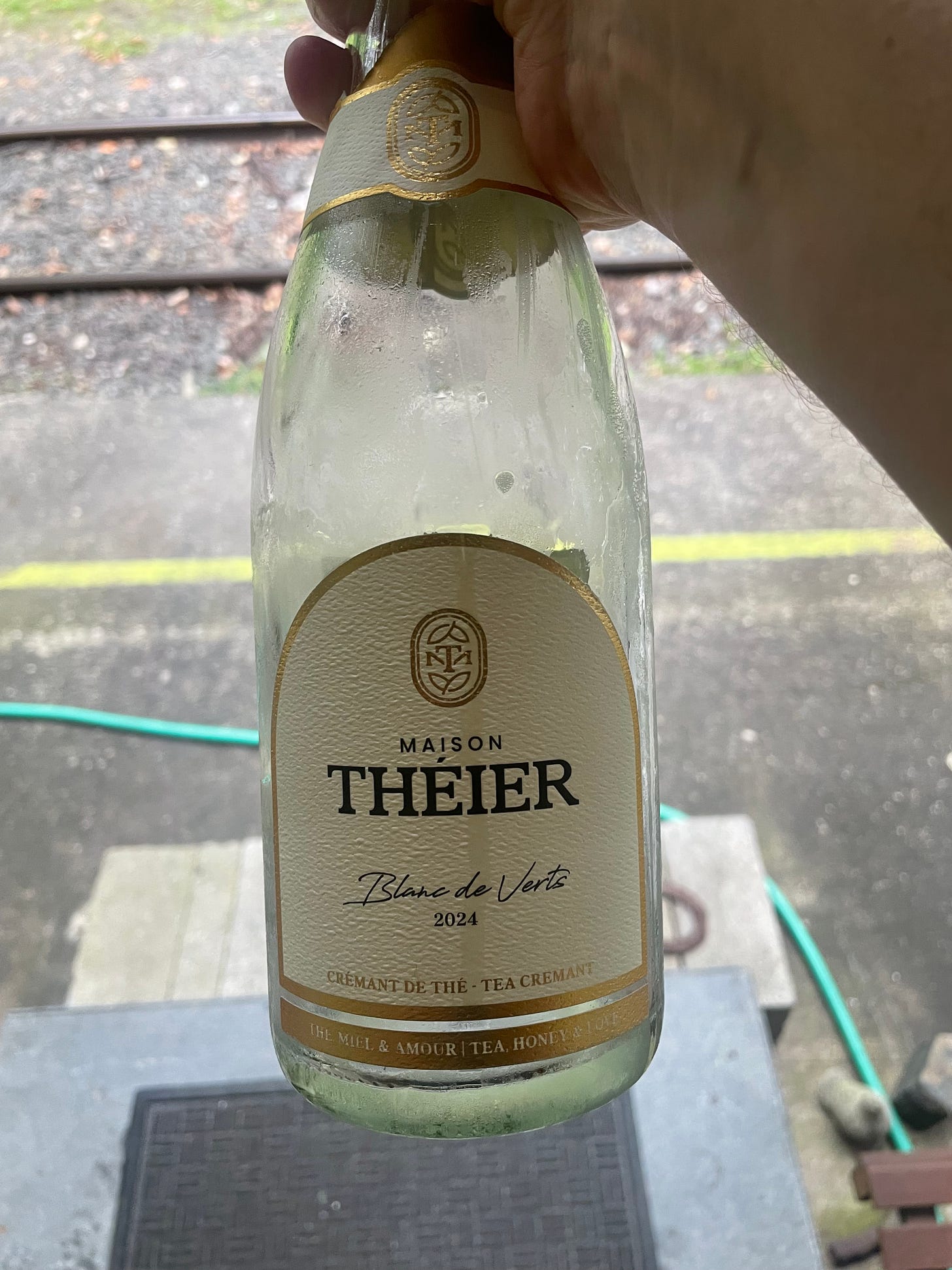 ID: Sparkling oolong tea ID: Sparkling oolong tea