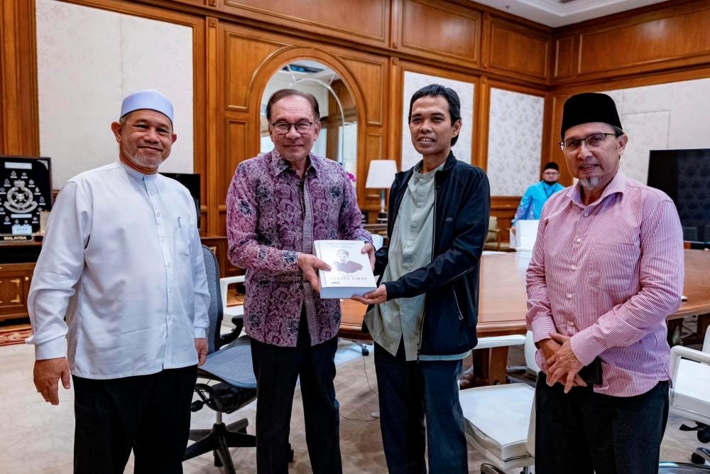 Pix credit: Anwar Ibrahim FB