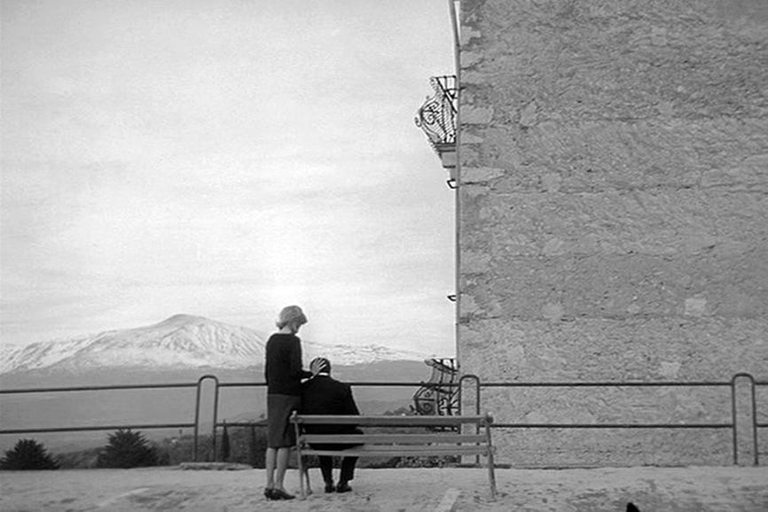 CLOSE-UP | Close-Up on Michelangelo Antonioni