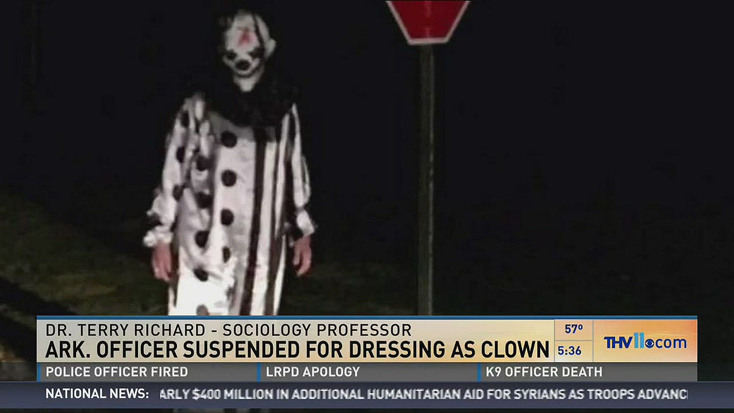 Ark. officer suspended for dressing as clown Ark. officer suspended for dressing as clown