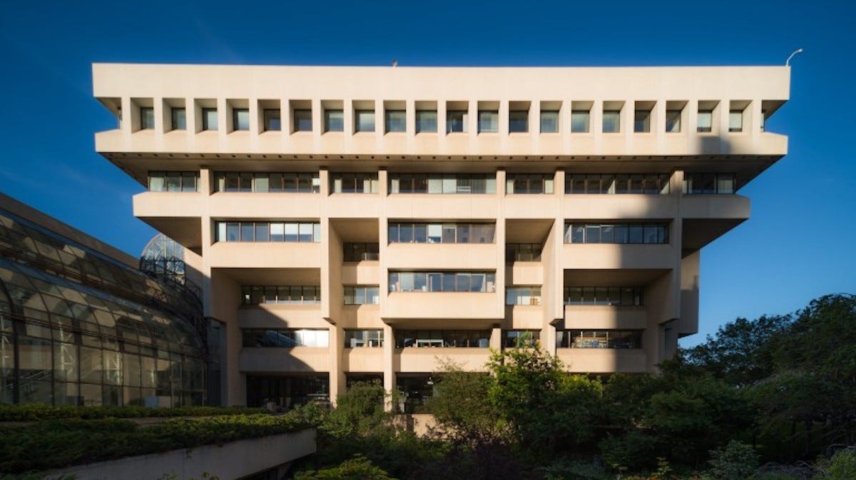 albertapolitics.substack.com