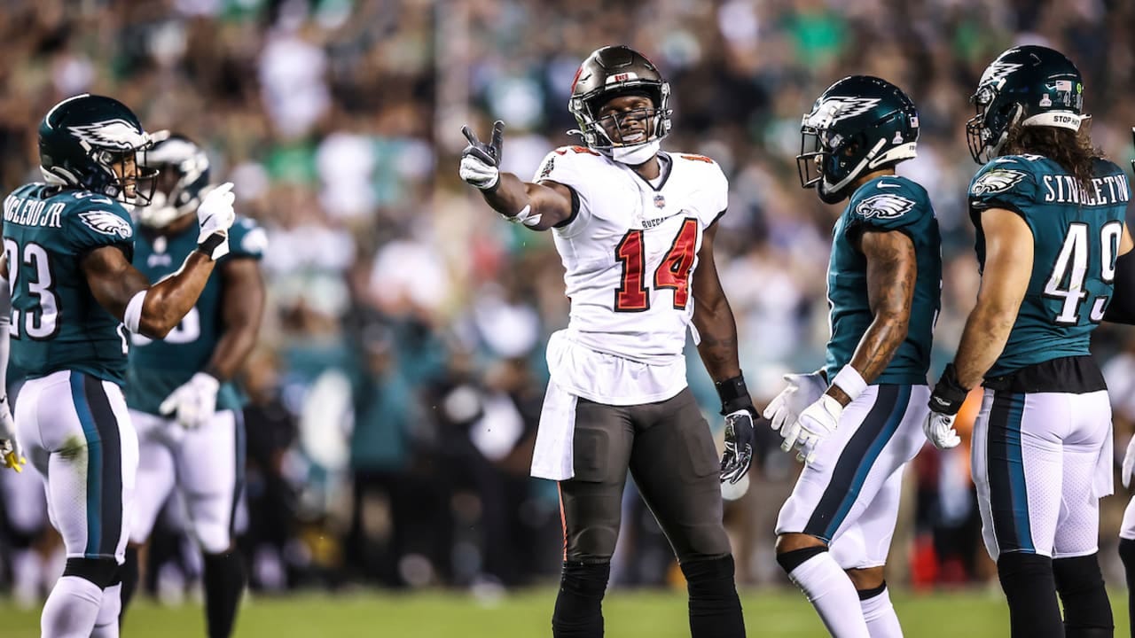 NFL Week 6: Tampa Bay Buccaneers vs Philadelphia Eagles Score, Highlights,  Updates, Schedule, Live Blog