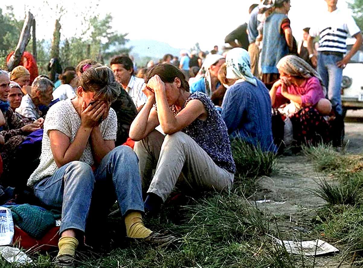 https://oildale.s3.amazonaws.com/wp-content/uploads/2016/09/22041610/Bosnia-Sept.-1995-1-resize.jpg