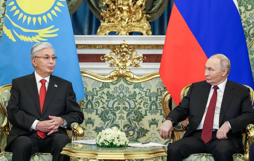 Kazakh President Kassym-Jomart Tokayev and Russian President Vladimir Putin Vyacheslav Prokofyev/Russian Presidential Press and Information Office/TASS