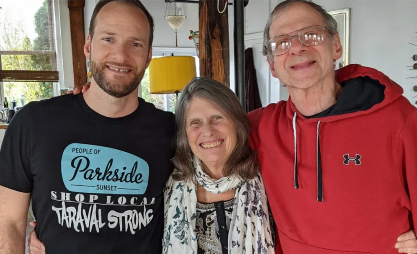 A group of people posing for a photo

AI-generated content may be incorrect.