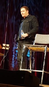 Tahmoh does his best Jensen imitation