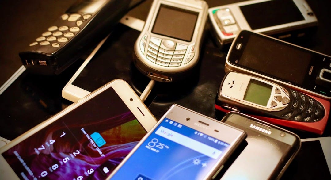 assorted-color phone lot