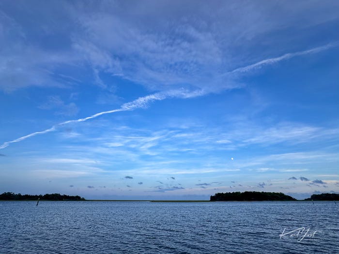Atlantic Ocean view from the shore of Wilmington NC