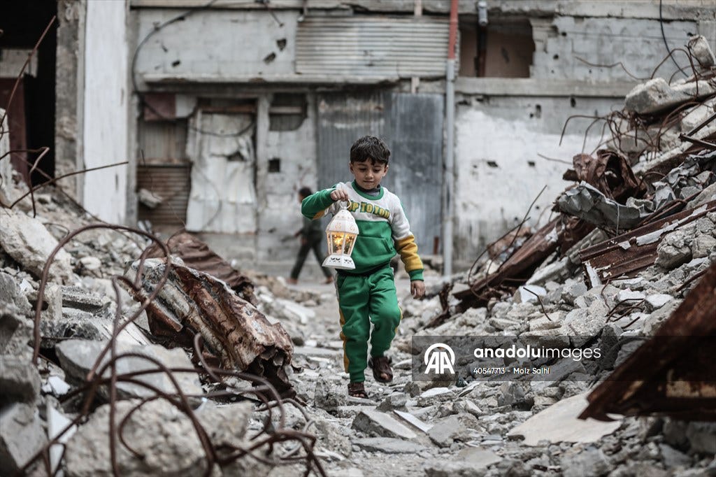 Children in Gaza welcome Ramadan amid the ruins Children in Gaza welcome Ramadan amid the ruins