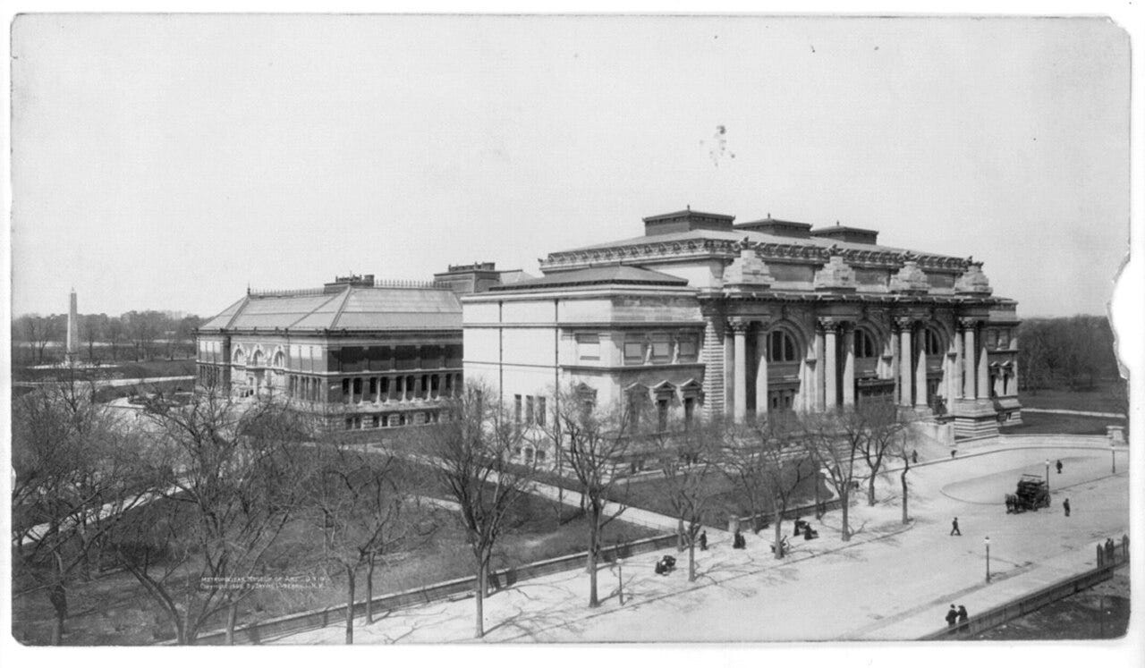 The Metropolitan Museum of Art building, New York, circa 1905 The Metropolitan Museum of Art building, New York, circa 1905