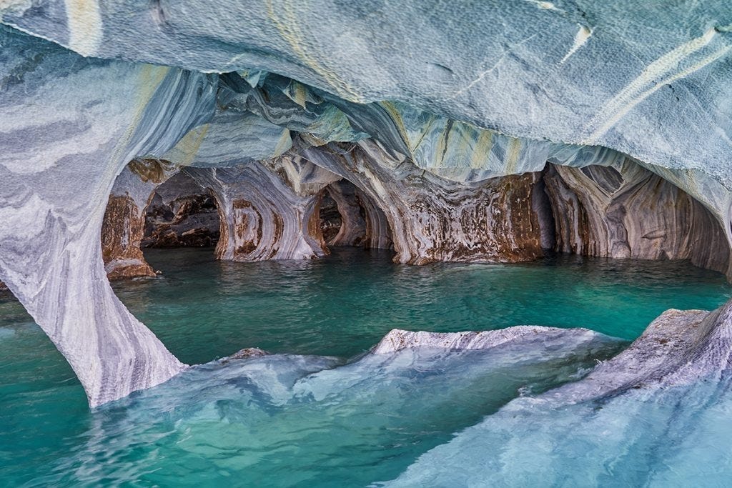Grotte di marmo: le più spettacolari al mondo