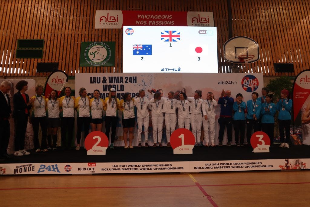 A group of people standing on a stage

AI-generated content may be incorrect.