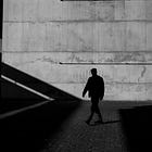Self-doubt – Cái bóng trì hoãn của tác giả