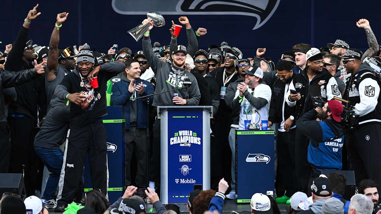 Sam Darnold Is A Super Bowl Champion Quarterback: 'That's Something You  Can't Take From Him'