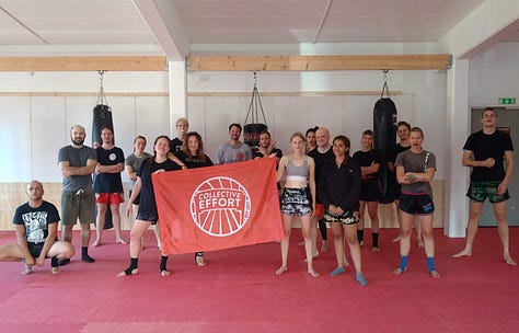Vänsterextrema Collective Effort tränar stridsteknik