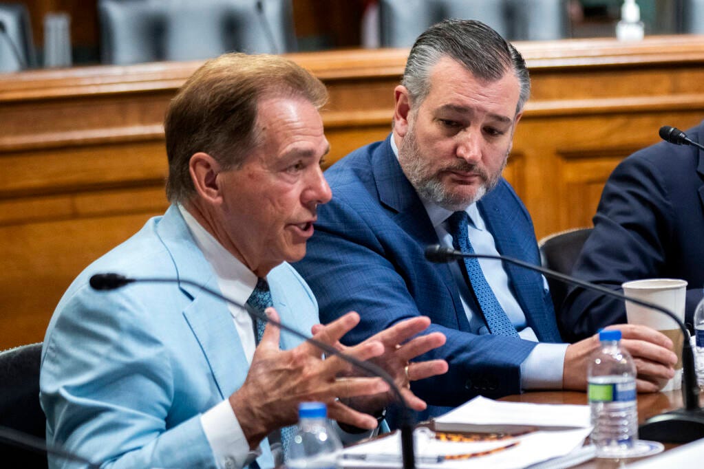 Sen. Ted Cruz says there's a 50-50 chance of Congress passing college  sports legislation this year