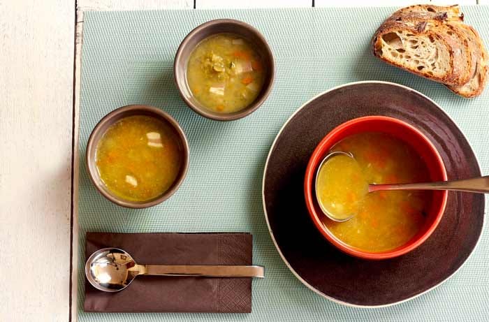 Sopa de guisantes partidos. Recetas de cenas para crock pot