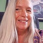 Leah Mueller's avatar