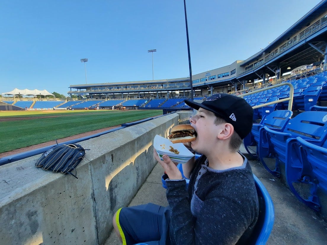 lakecountyburger.jpg