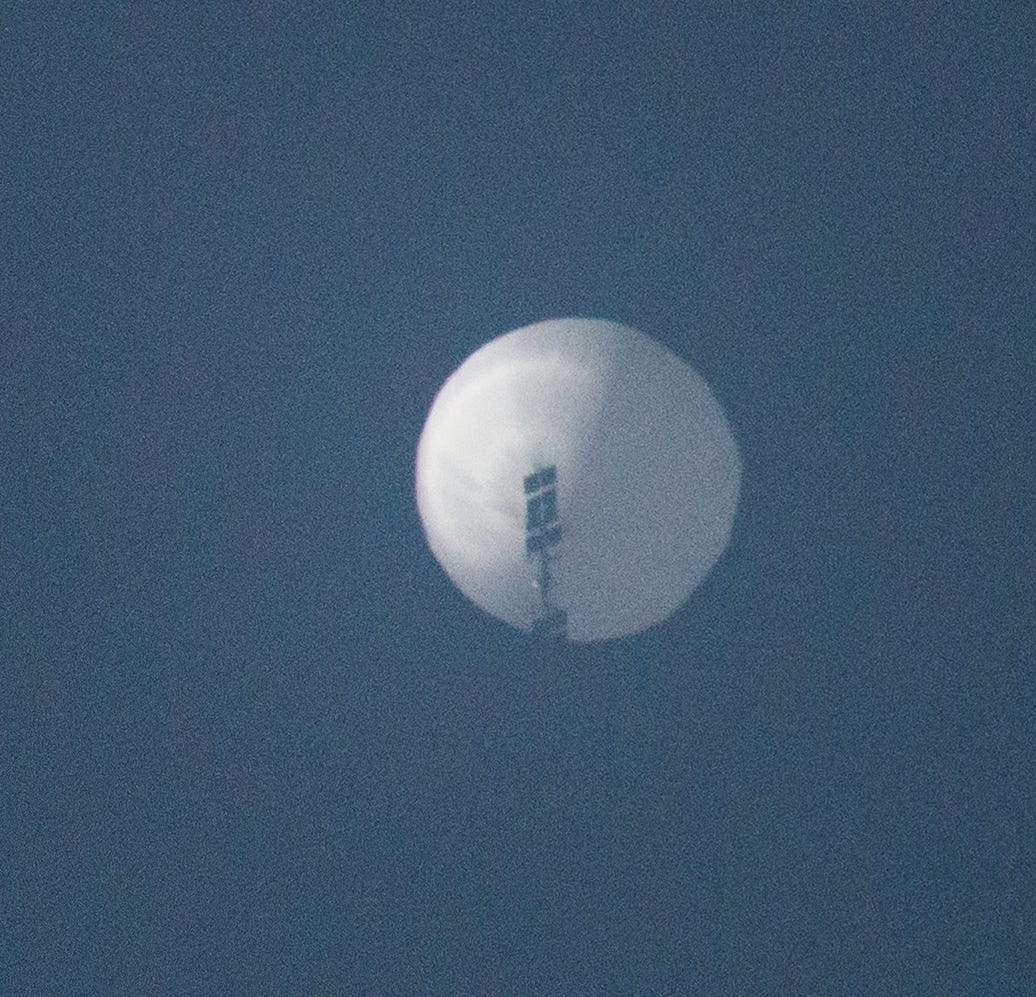 File:Chinese surveillance balloon over Billings, MT.jpg - Wikimedia Commons