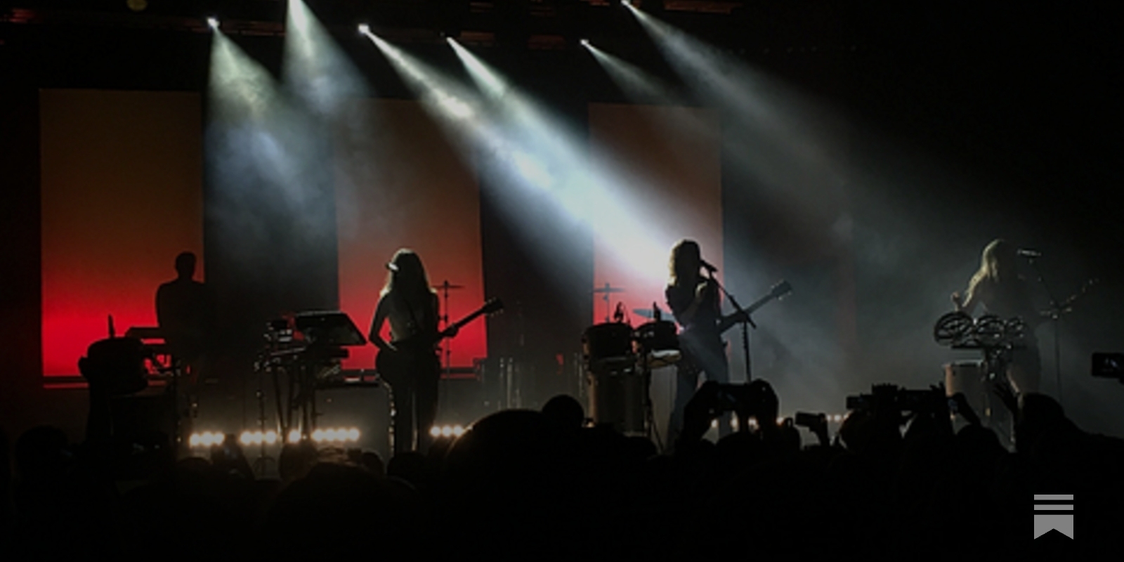 Una cosa sui festival - by Federico Pucci - Pucci, image size:1600x800