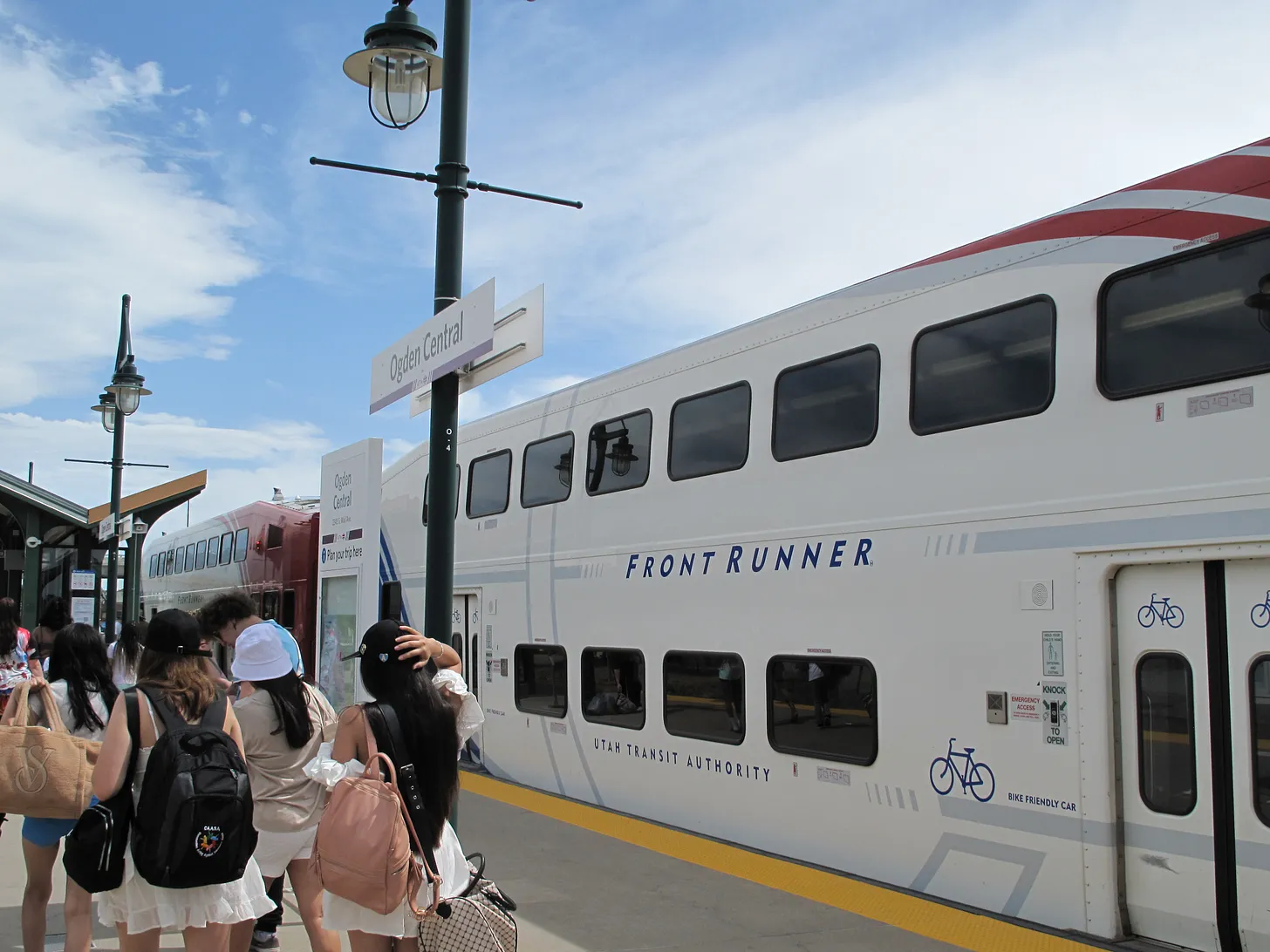 the frontrunner train