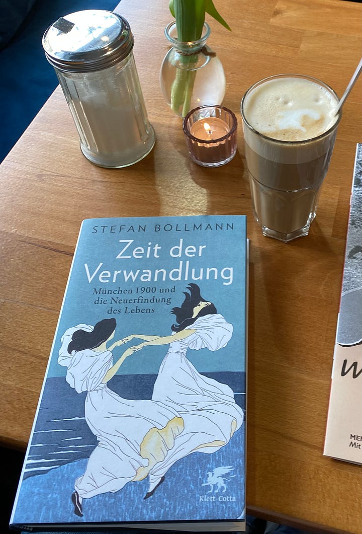 Die vier Bilder zeigen die am Schluß des Texts genannten Bücher.
