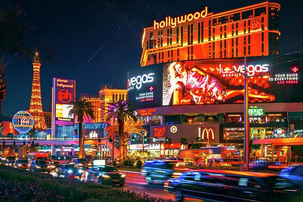 Las Vegas Iconic Neon Signs - VegasGreatAttractions Las Vegas Iconic Neon Signs - VegasGreatAttractions