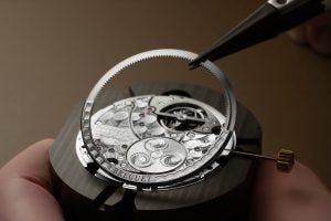 Breguet Classique Tourbillon Extra Plat Automatique 5367 Caseback