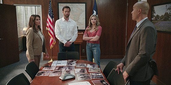 Cordell and Twyla with Coby Bell for undercover sting. Cordell and Twyla with Coby Bell for undercover sting.