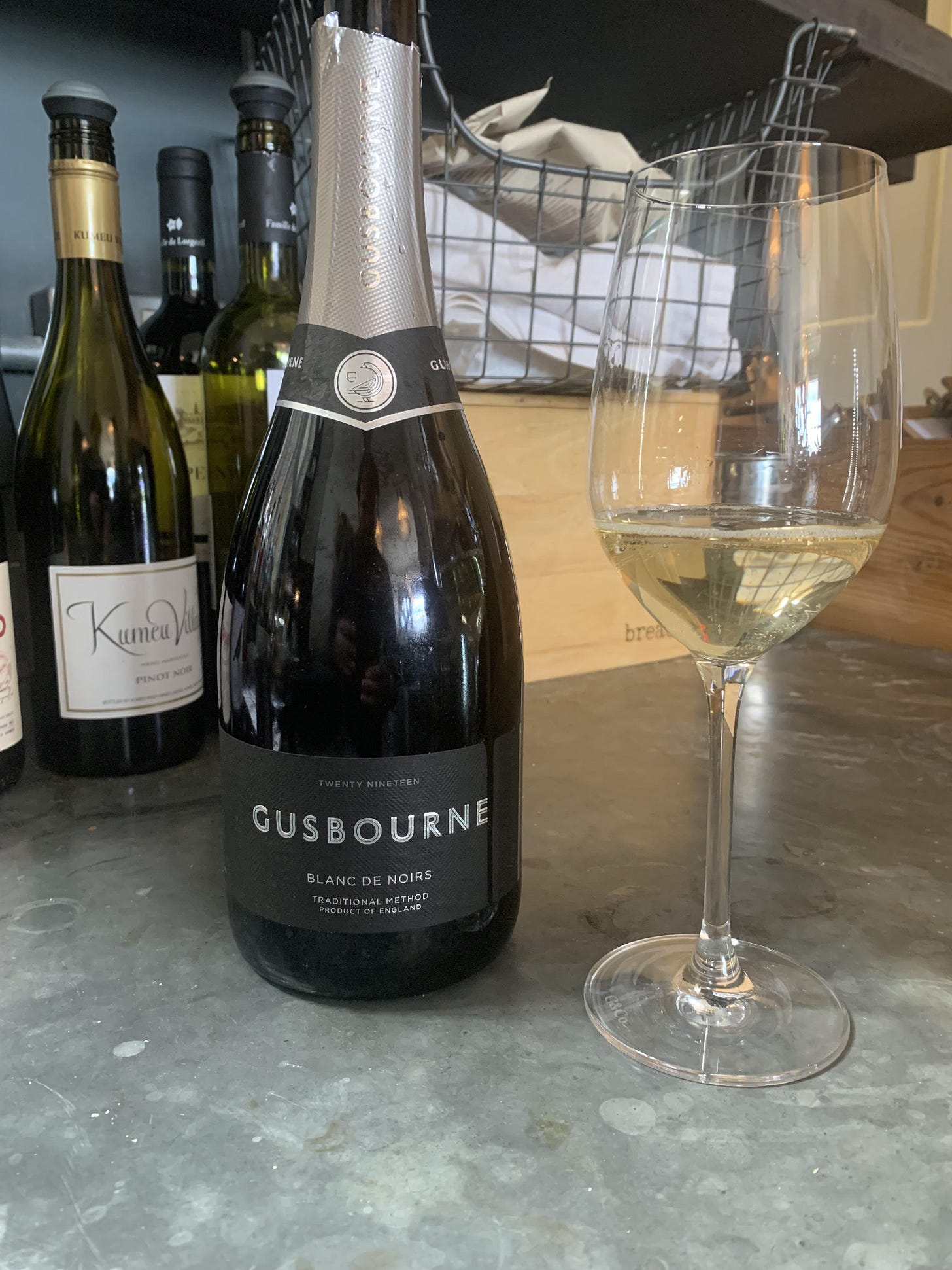 English Sparkling - Gusbourne 2019 BdN : r/wine English Sparkling - Gusbourne 2019 BdN : r/wine