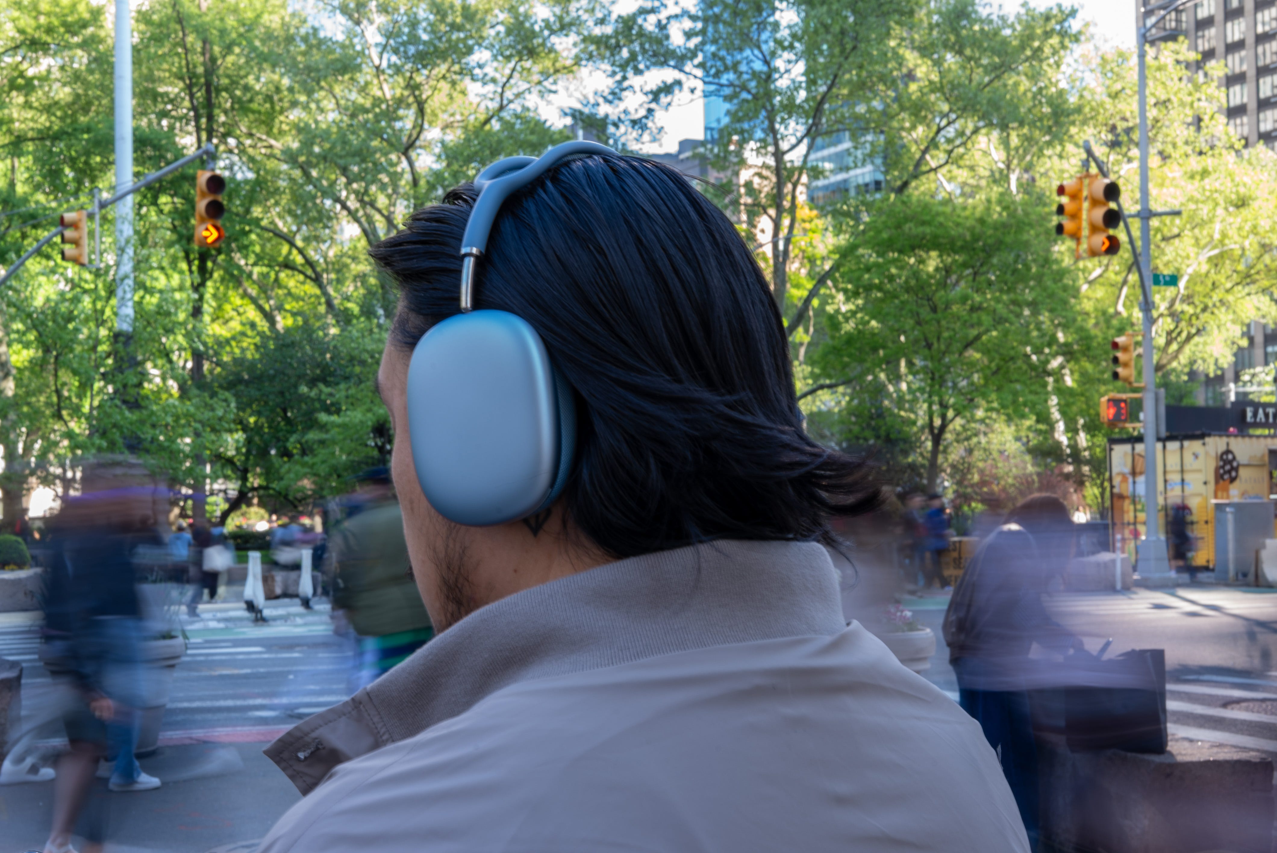 AirPods Max 2 review AirPods Max 2 review