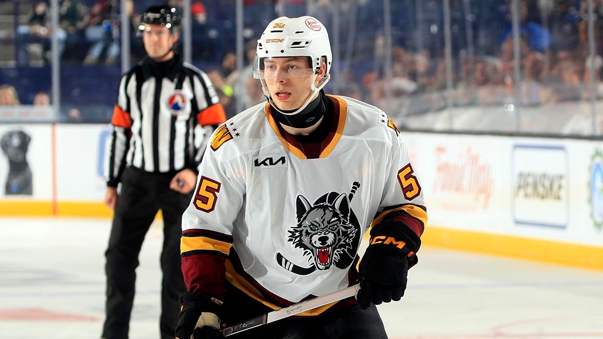 Wolves rookie Morrow taking first steps on pro journey | TheAHL.com | The  American Hockey League