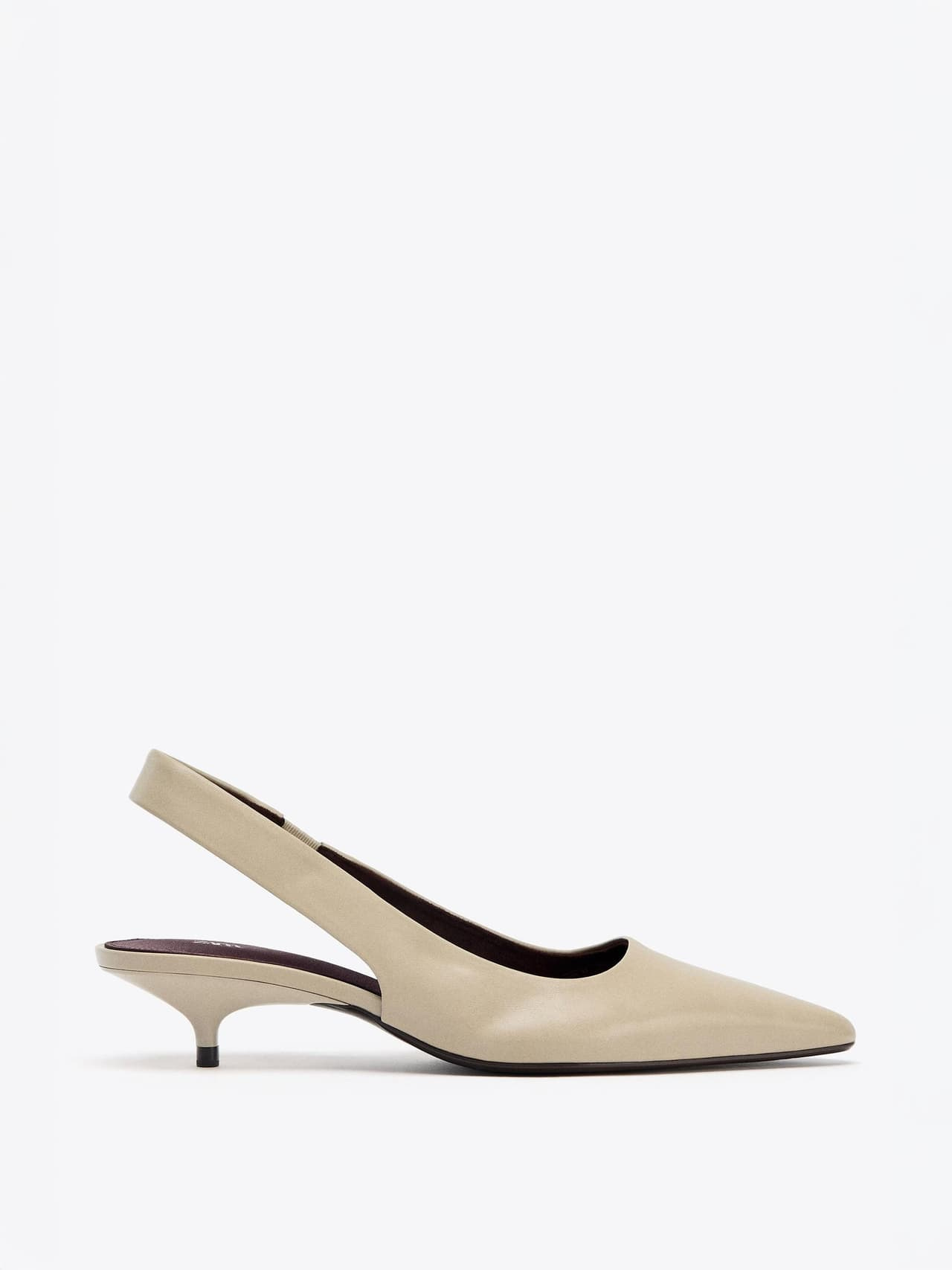 Slingback kitten heel shoes