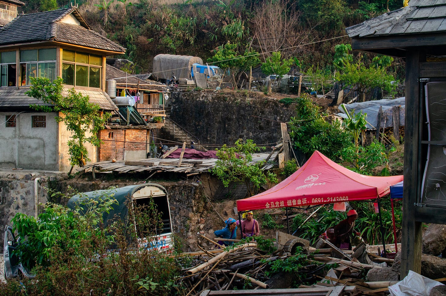 ID: Jingmai tea village