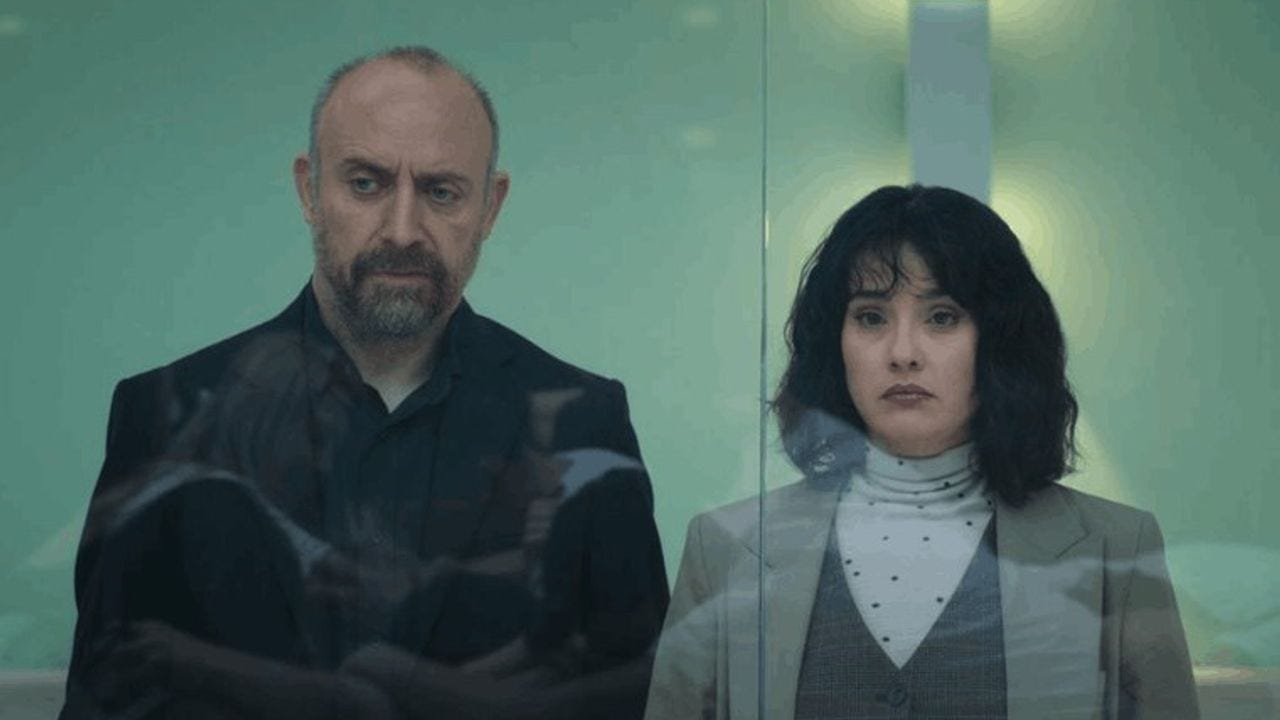 Halit Ergenç ve Funda Eryiğit başrolde: 'Adsız Aşıklar' izleyiciyle  buluştu! - DURUŞ GAZETESİ
