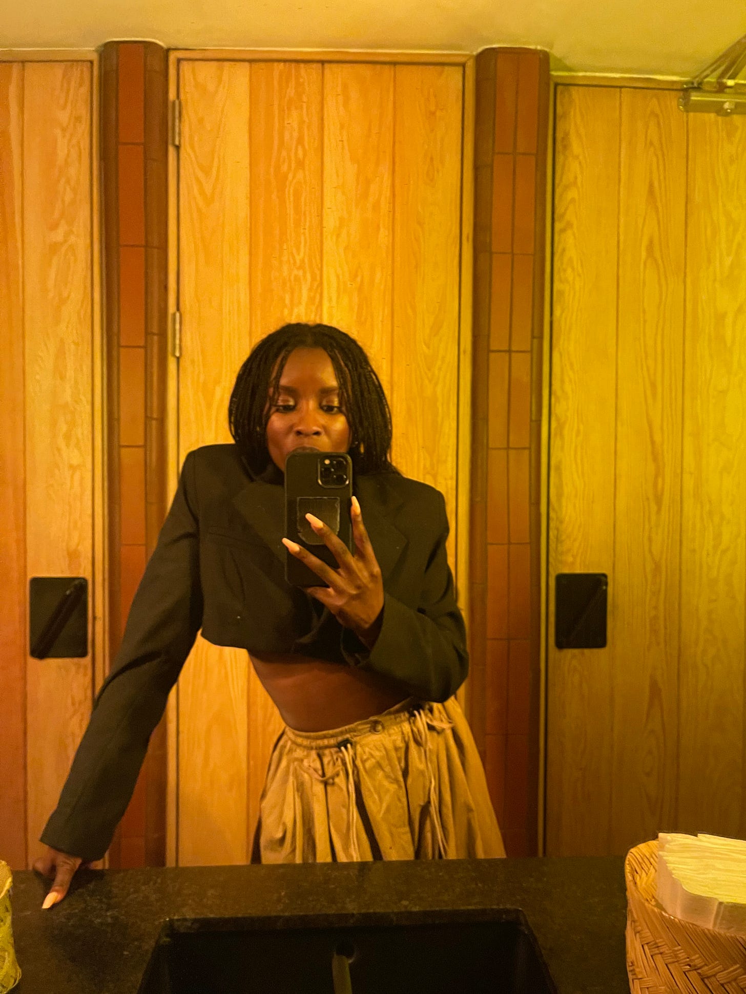 Tahirah Hairston mirror selfie