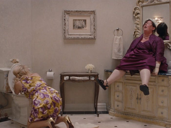 I Had a Bathroom Emergency on a First Date; Still Had Fun, Got Laid -  Business Insider