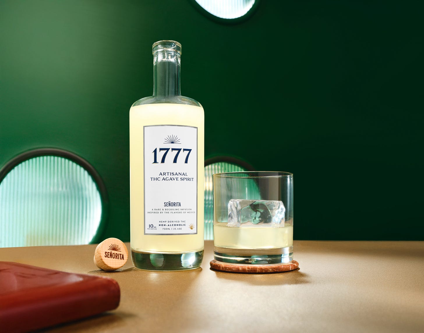 senorita-1777-artisanal-thc-agave-spirit-bottle-rocks-glass-non-alcoholic-horizontal