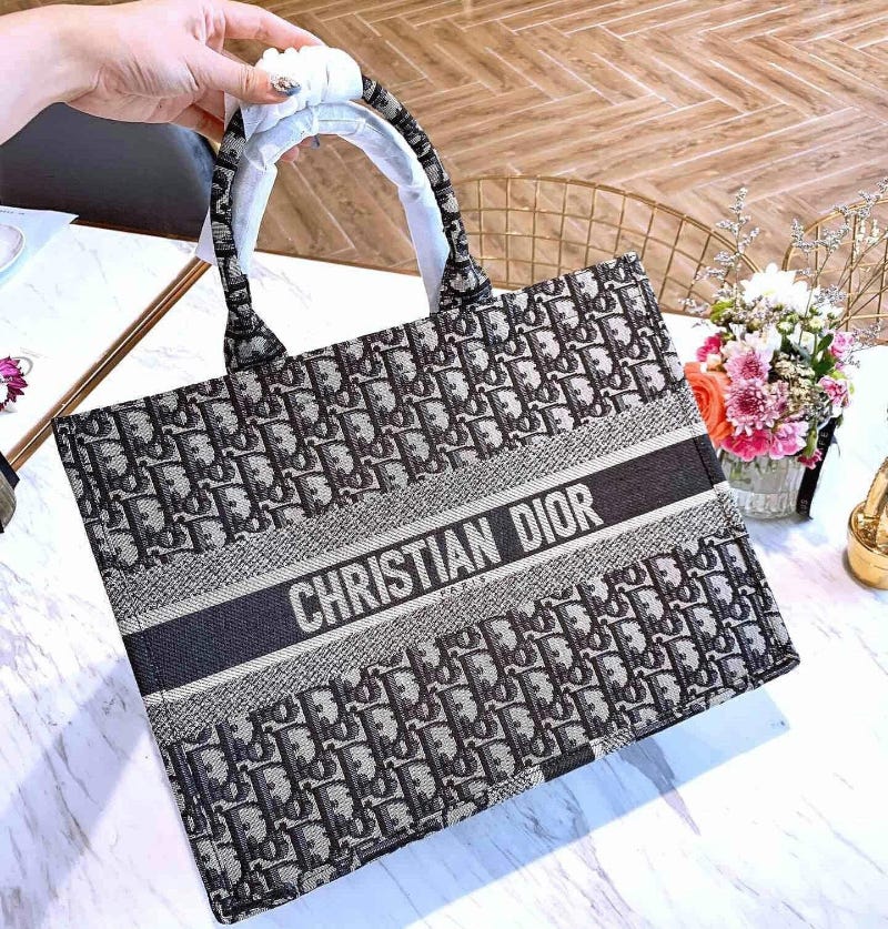 Dupe : 욕망과 소비의 진화