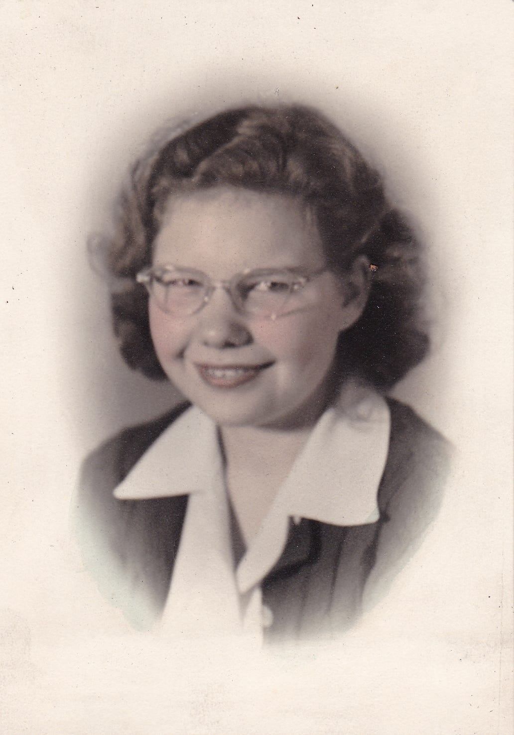 Zoanne Maureen Caskey Hines at age 17